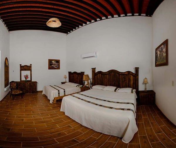 Hotel Mis Tres Sinaloas Екстериор снимка